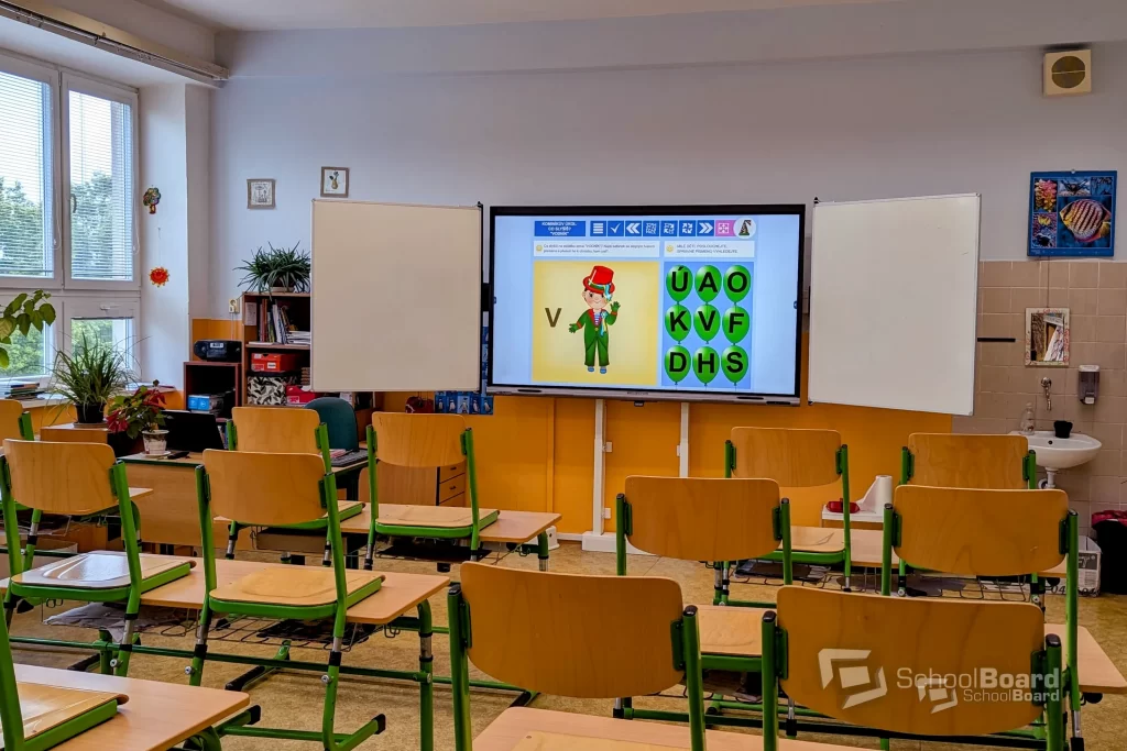 Interaktivní tabule. Moderní vzdělávání.