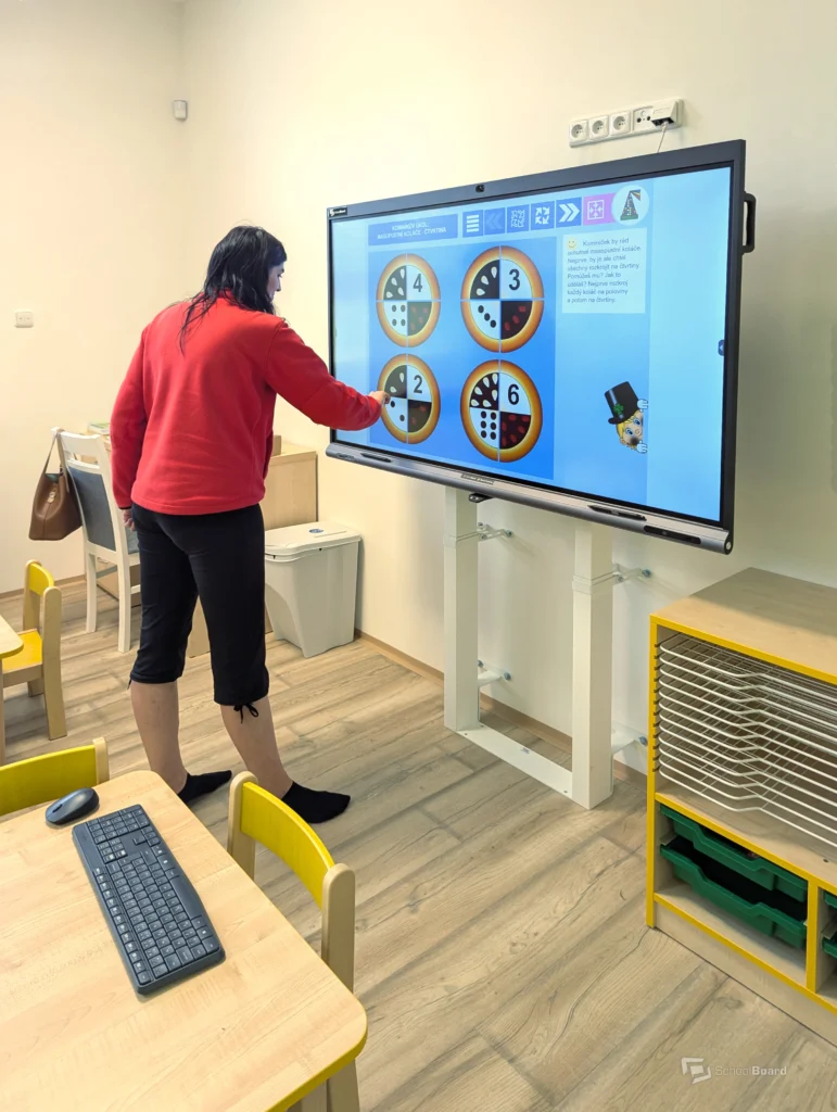 Interaktivní tabule pro ditigální vzdělávání v MŠ